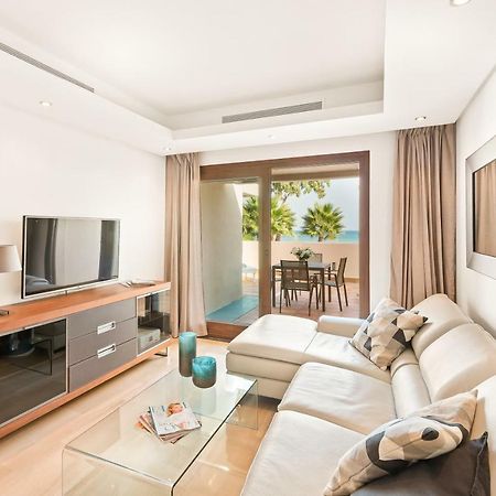 Bahia De La Plata Luxury Apartments Estepona Buitenkant foto