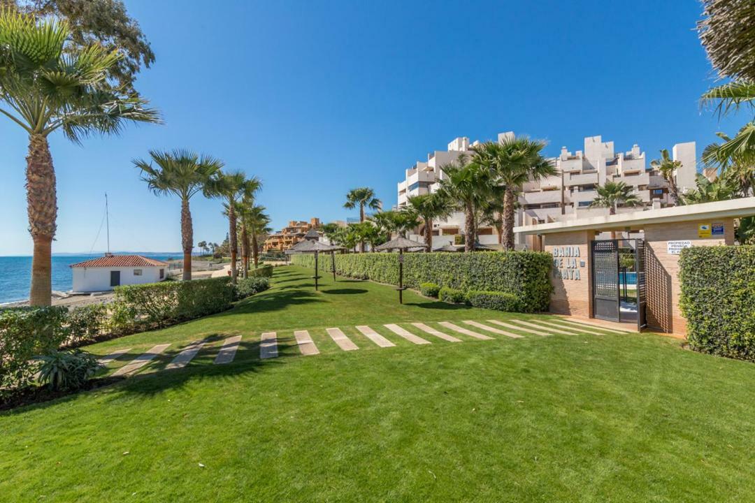 Bahia De La Plata Luxury Apartments Estepona Buitenkant foto